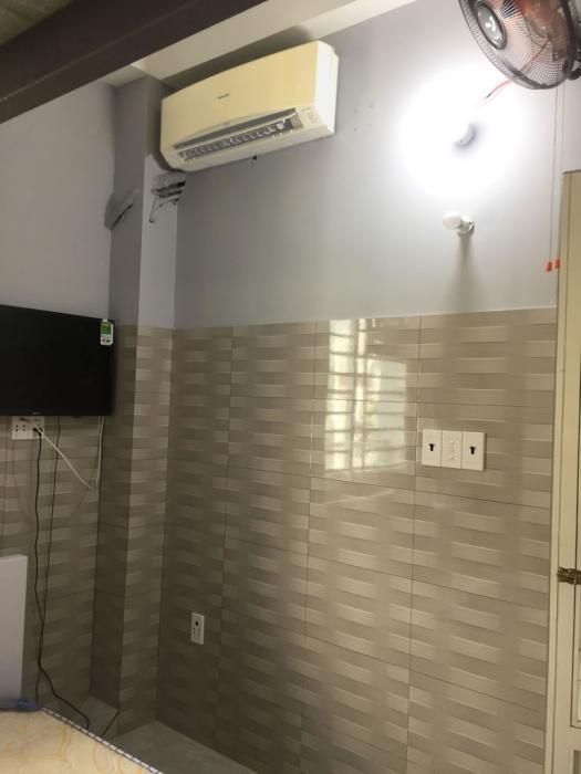 Máy lạnh & TV LCD phòng VIP